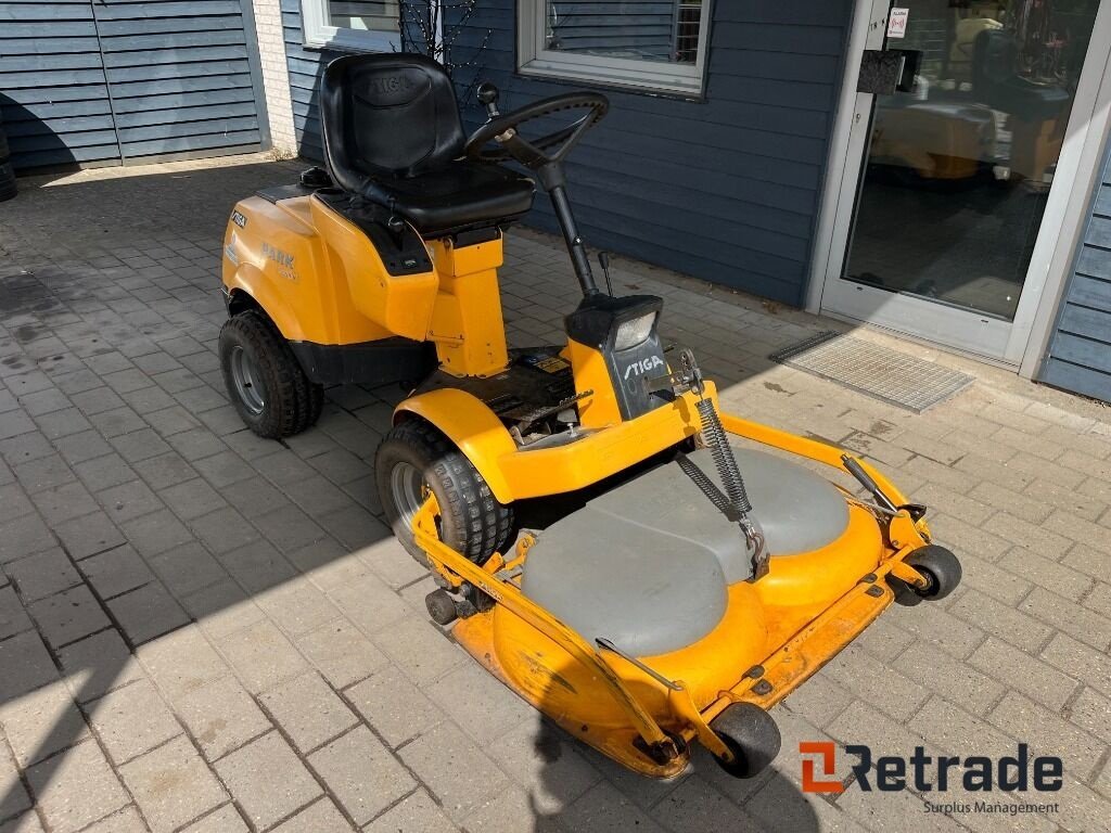 Rasentraktor des Typs Stiga P901 - 13-6113-25 Knækstyret, Gebrauchtmaschine in Rødovre (Bild 3)