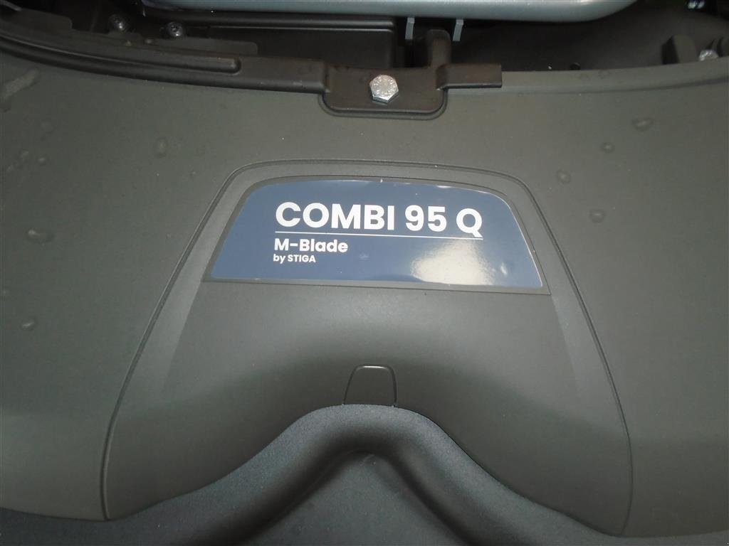 Rasentraktor des Typs Stiga Park 300 LC m/ 95 cm Combi klippebord, Gebrauchtmaschine in Viborg (Bild 5)