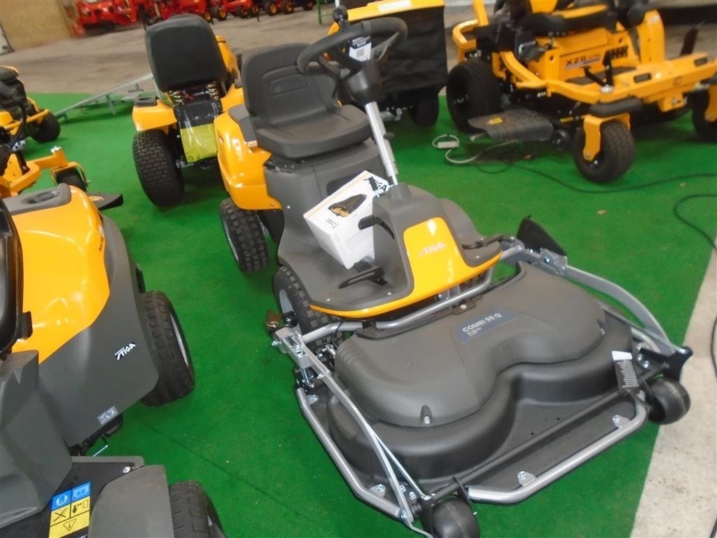 Rasentraktor des Typs Stiga Park 300 LC m/ 95 cm Combi klippebord, Gebrauchtmaschine in Viborg (Bild 1)