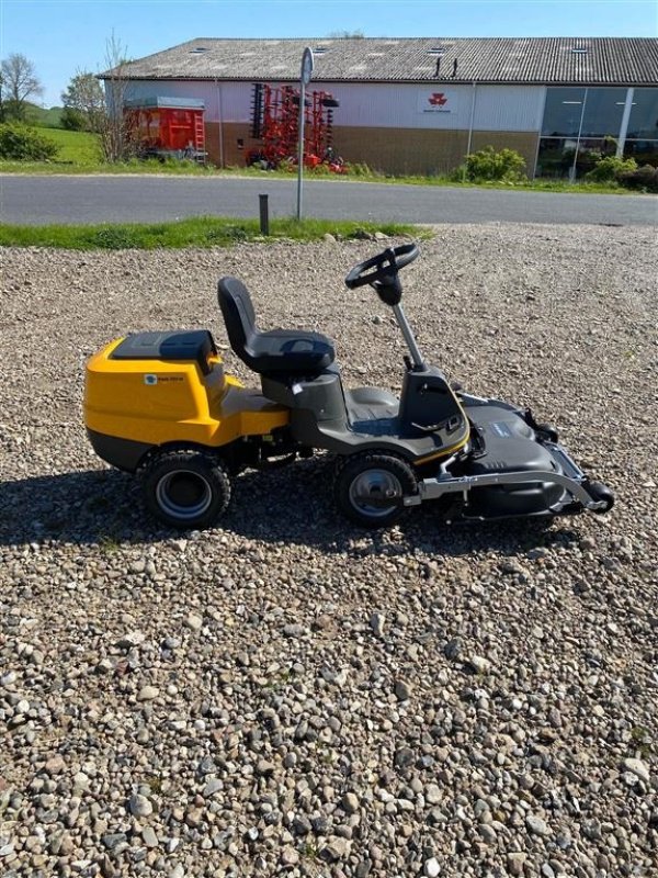 Rasentraktor des Typs Stiga Park 300 M, Gebrauchtmaschine in Ringe (Bild 4)