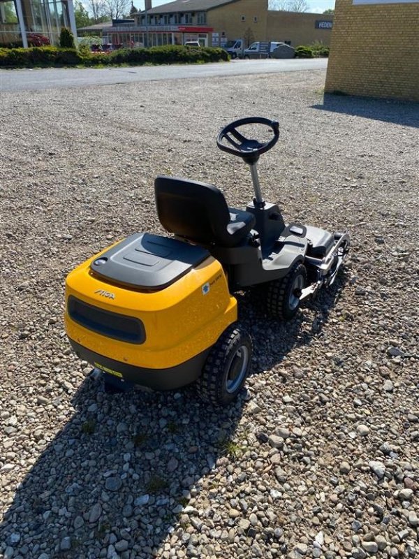 Rasentraktor des Typs Stiga Park 300 M, Gebrauchtmaschine in Ringe (Bild 2)