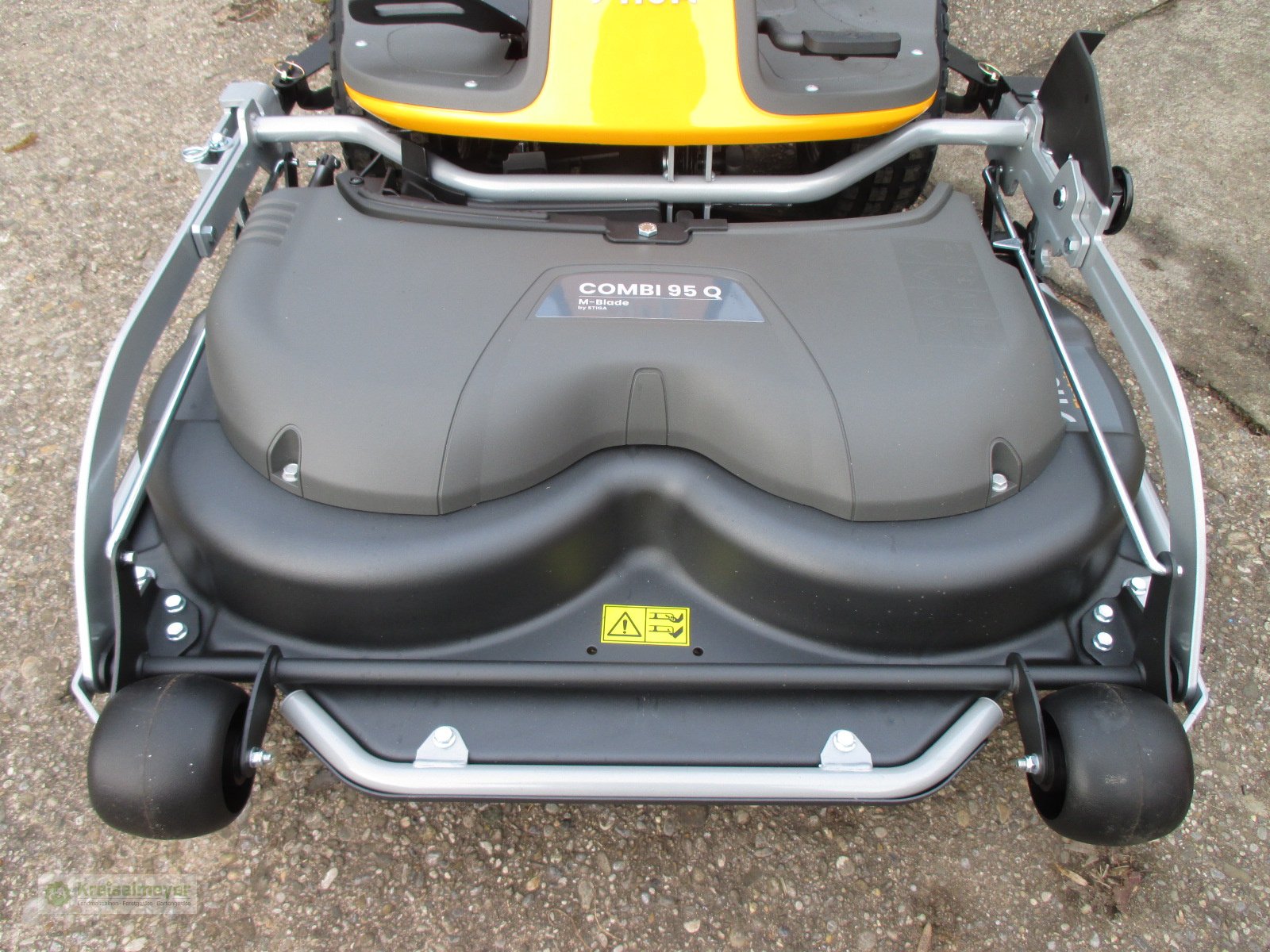 Rasentraktor a típus Stiga Park 300 mit Mähwerk Combi 95 Q Knicklenker Frontmäher, Neumaschine ekkor: Feuchtwangen (Kép 3)