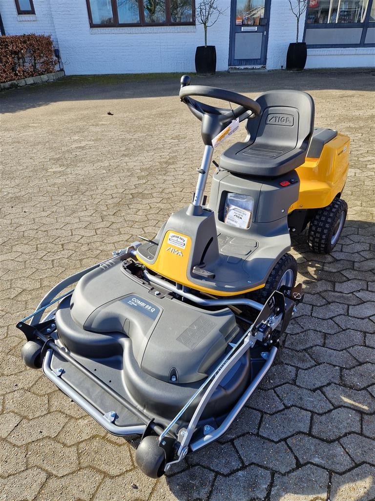 Rasentraktor des Typs Stiga Park 300 RC, Gebrauchtmaschine in Sørvad (Bild 1)