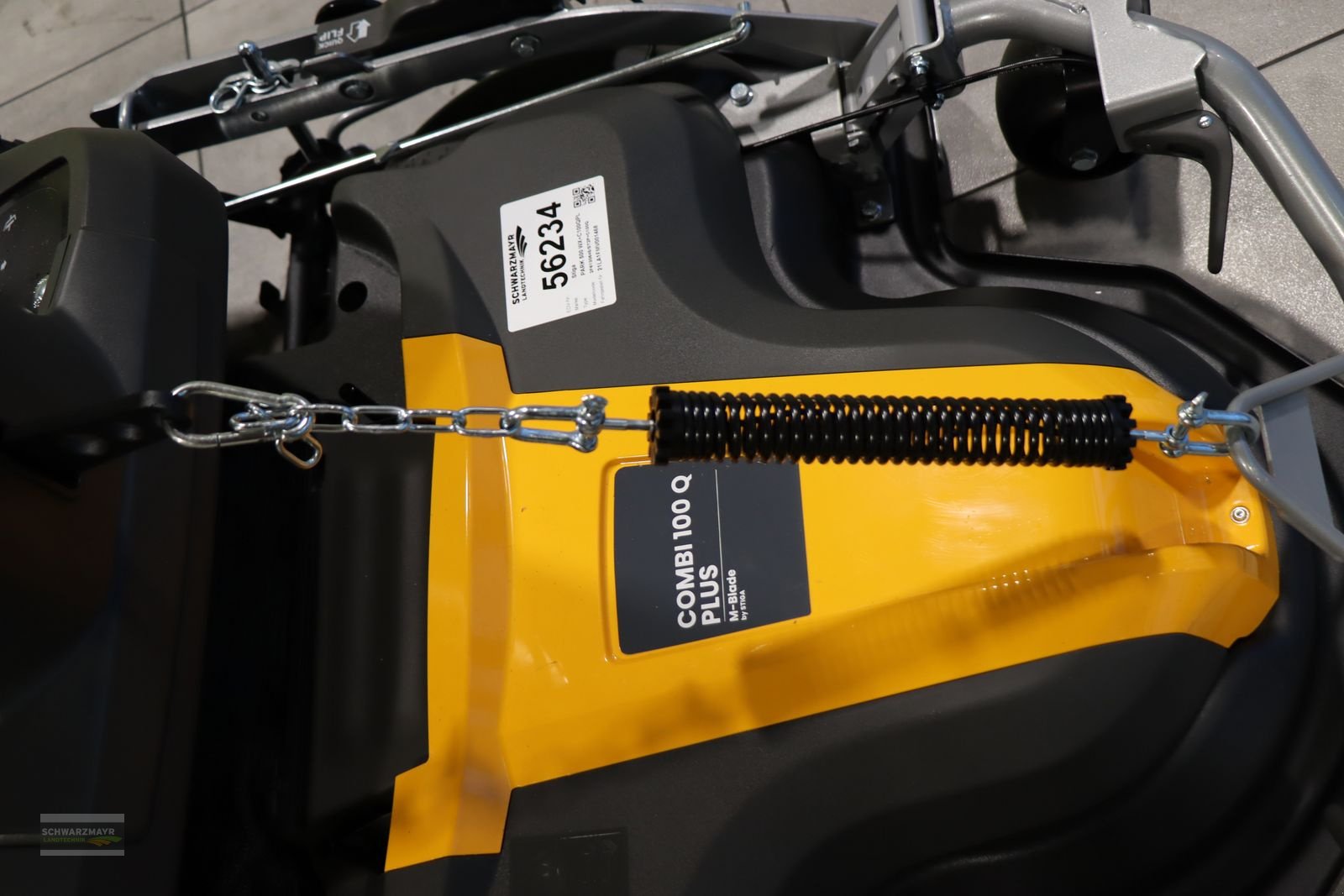 Rasentraktor des Typs Stiga PARK 500 WX Spezial, Neumaschine in Aurolzmünster (Bild 9)