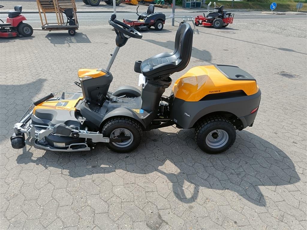 Rasentraktor des Typs Stiga Park 500W  Combi 100 Q klippebord, Gebrauchtmaschine in Egtved (Bild 4)