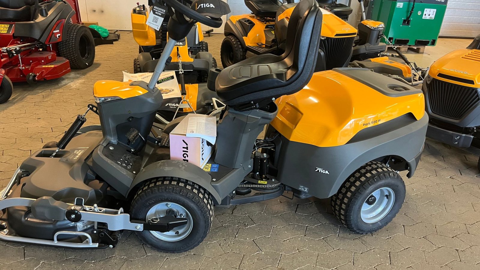 Rasentraktor tip Stiga Park 500W Inkl 95 cm klipper., Gebrauchtmaschine in Vejle (Poză 4)