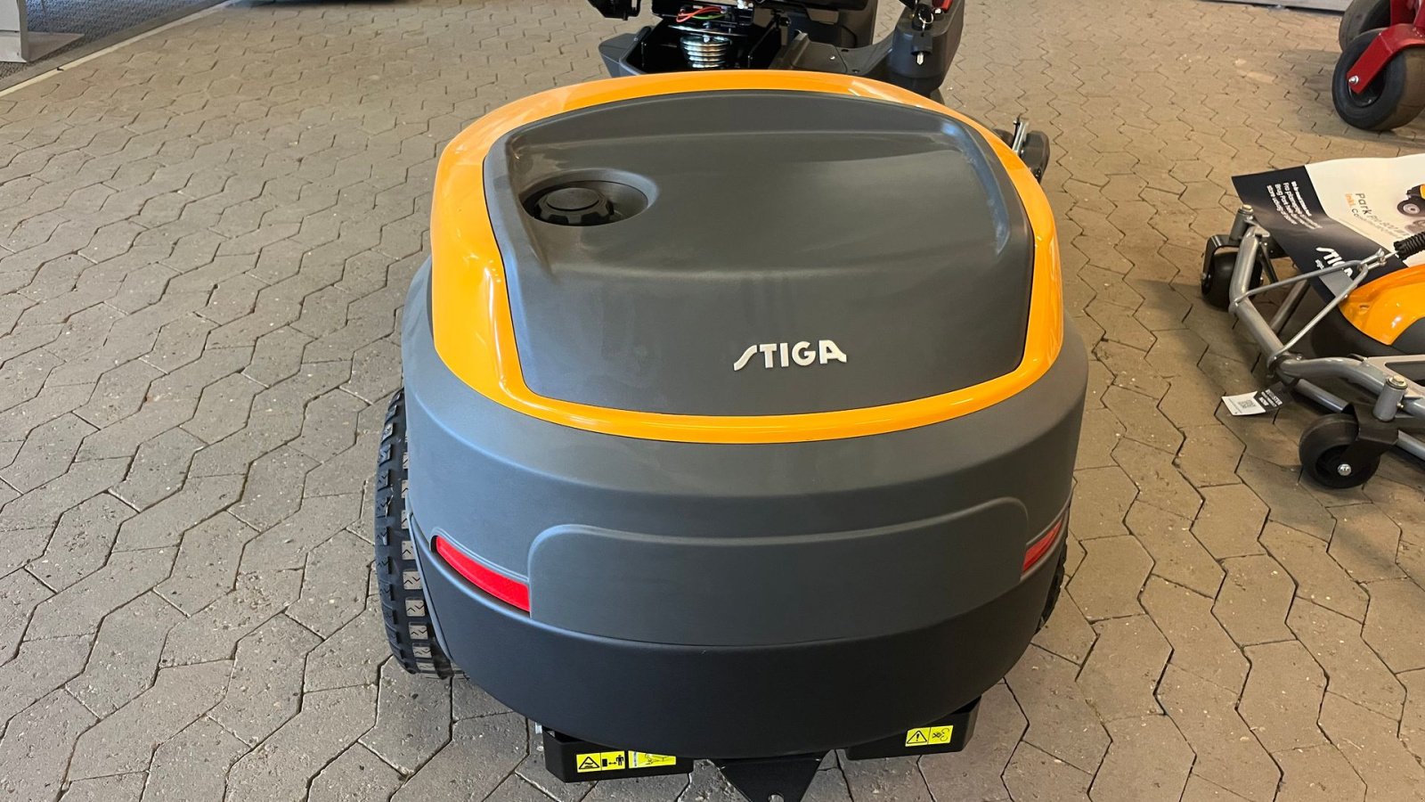 Rasentraktor tip Stiga Park 500W Inkl 95 cm klipper., Gebrauchtmaschine in Vejle (Poză 5)