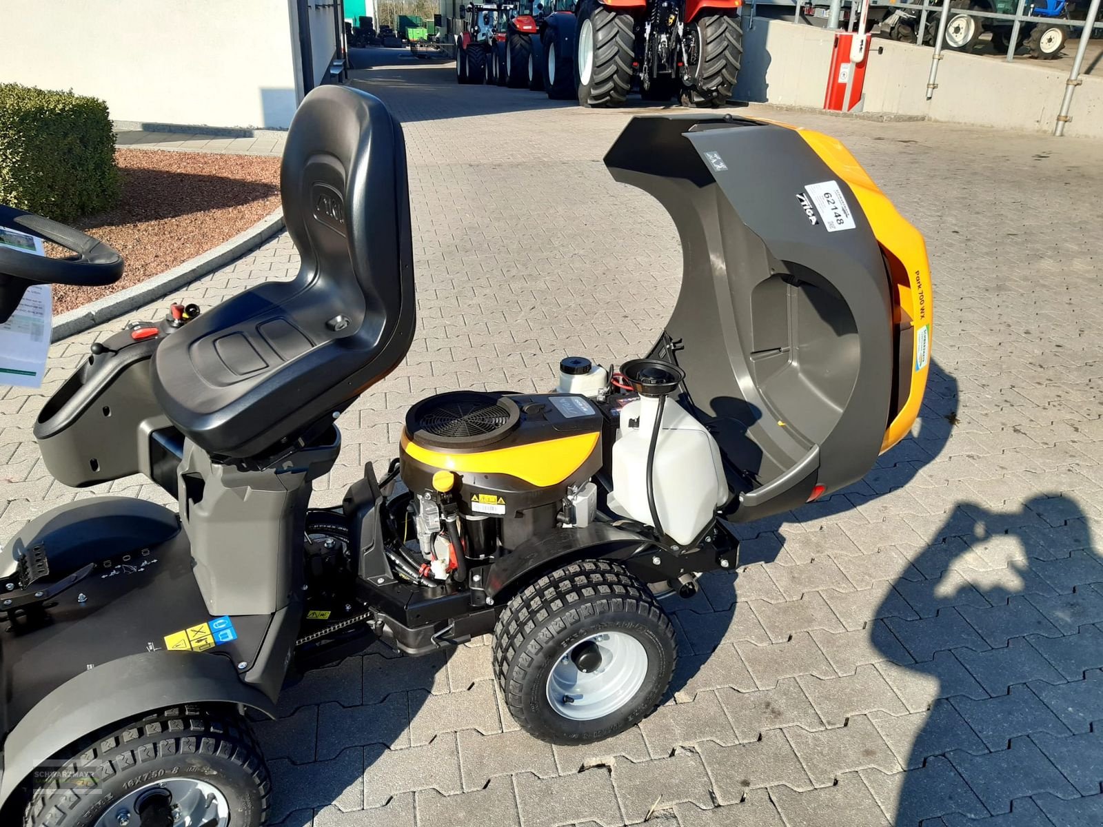 Rasentraktor des Typs Stiga PARK 700 WX, Neumaschine in Aurolzmünster (Bild 18)
