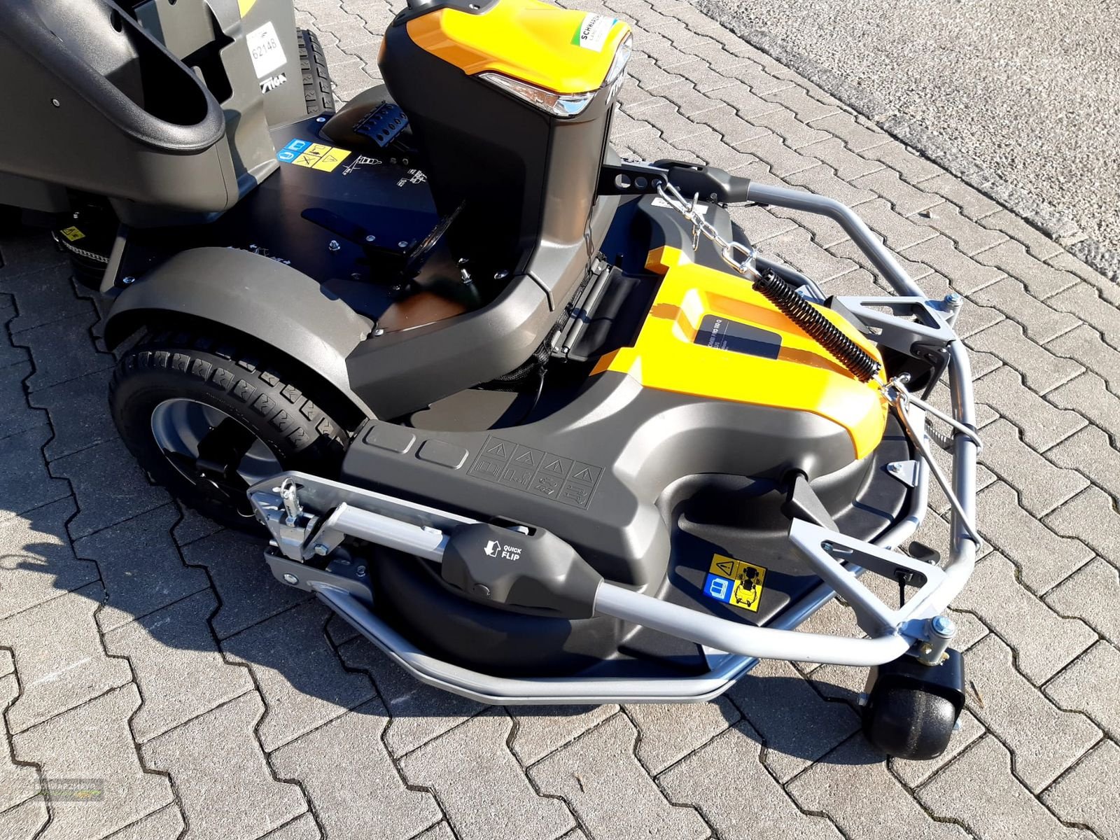Rasentraktor des Typs Stiga PARK 700 WX, Neumaschine in Gampern (Bild 11)