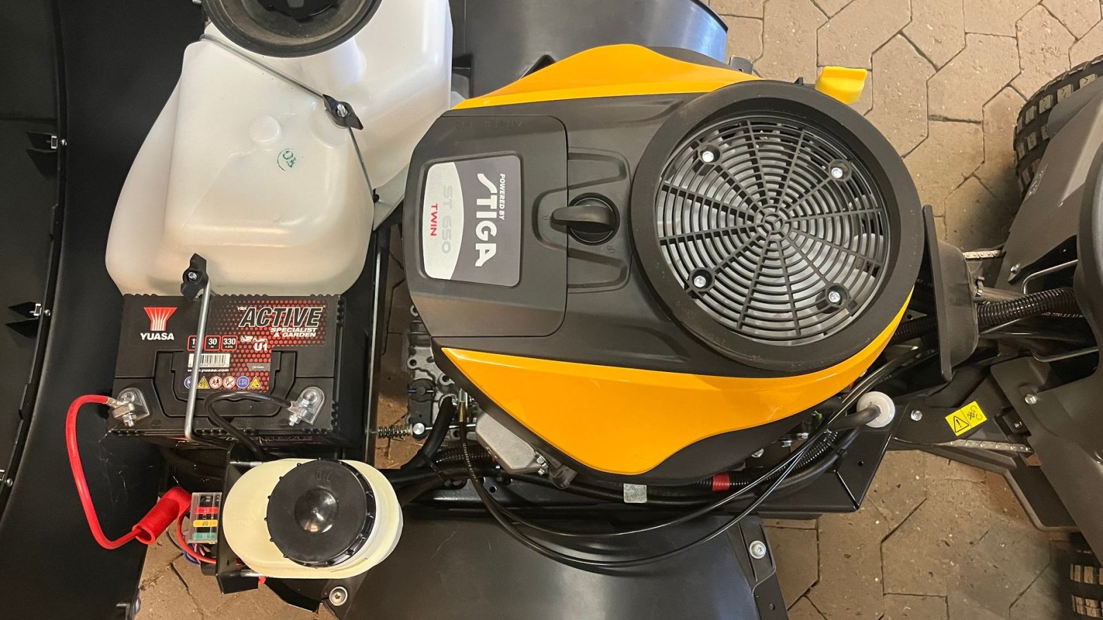 Rasentraktor типа Stiga Park 700WX Inkl combi 100 Q  pro klipper, Gebrauchtmaschine в Vejle (Фотография 6)