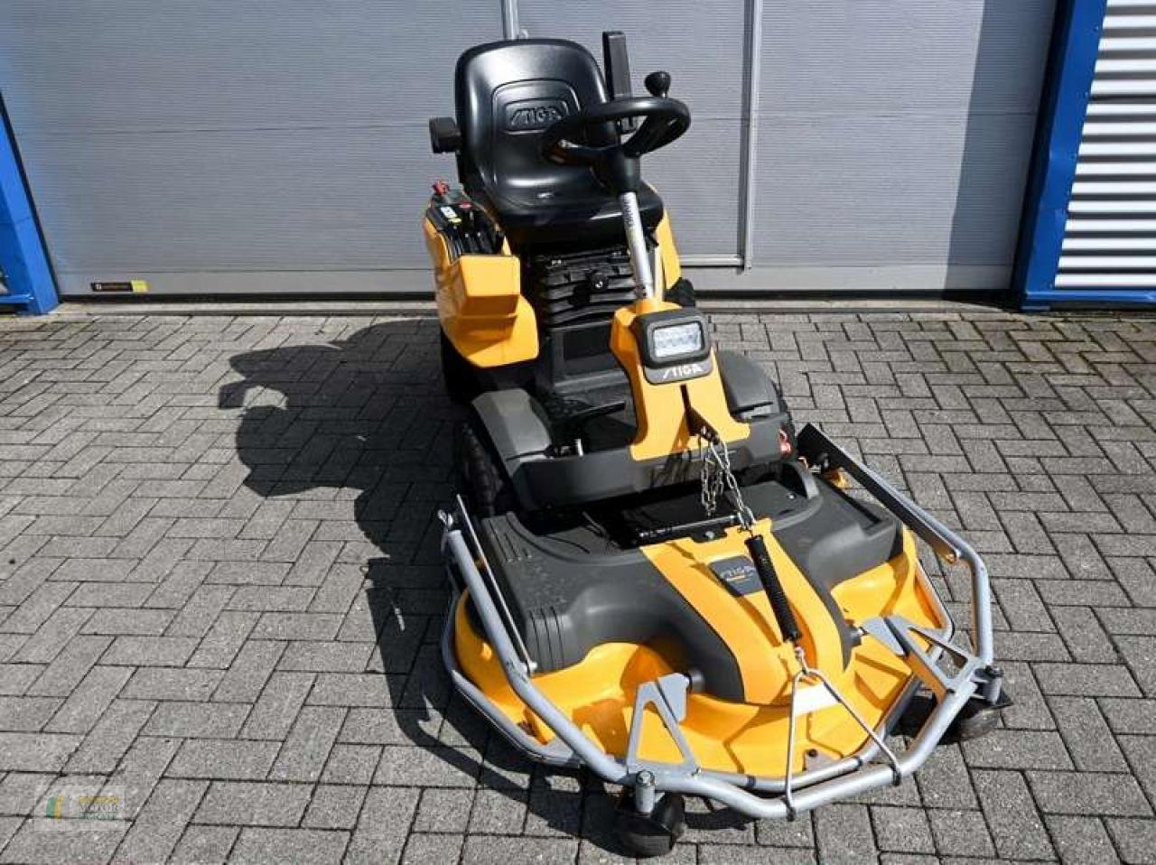 Rasentraktor tip Stiga PARK PRO 740 IOX, Gebrauchtmaschine in Cloppenburg (Poză 10)