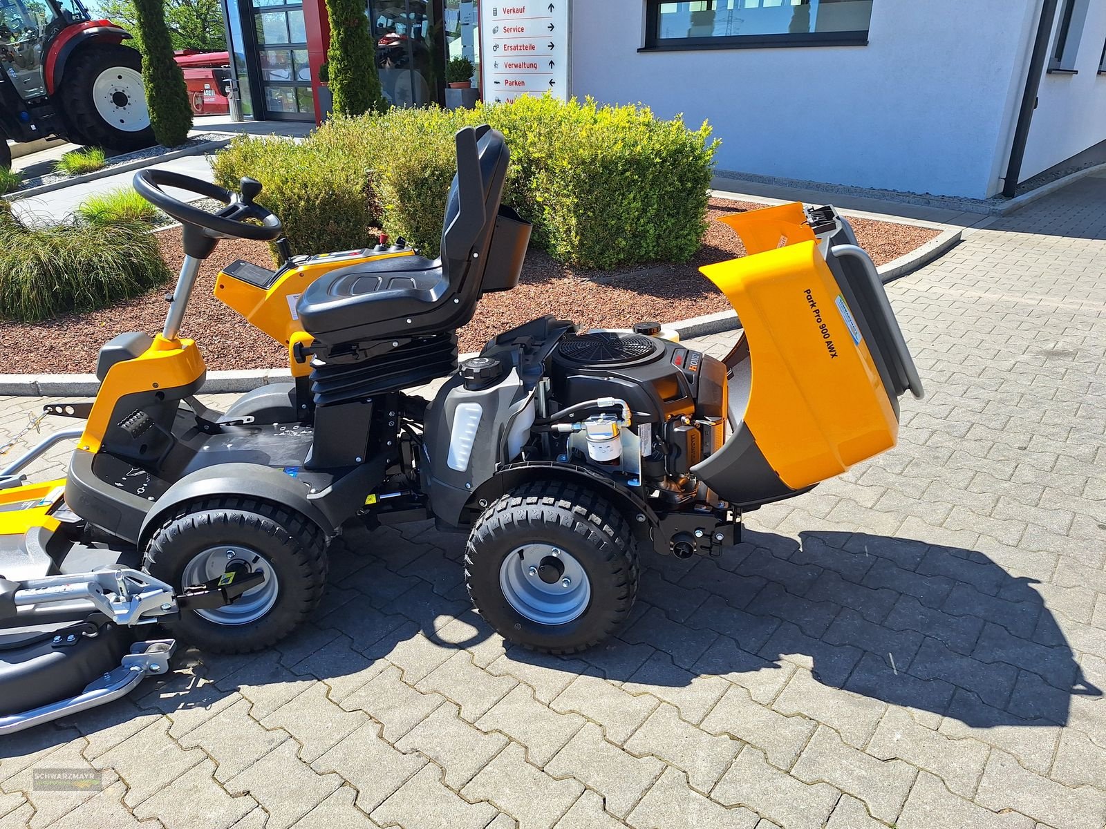 Rasentraktor des Typs Stiga PARK PRO 900 AWX, Neumaschine in Aurolzmünster (Bild 14)