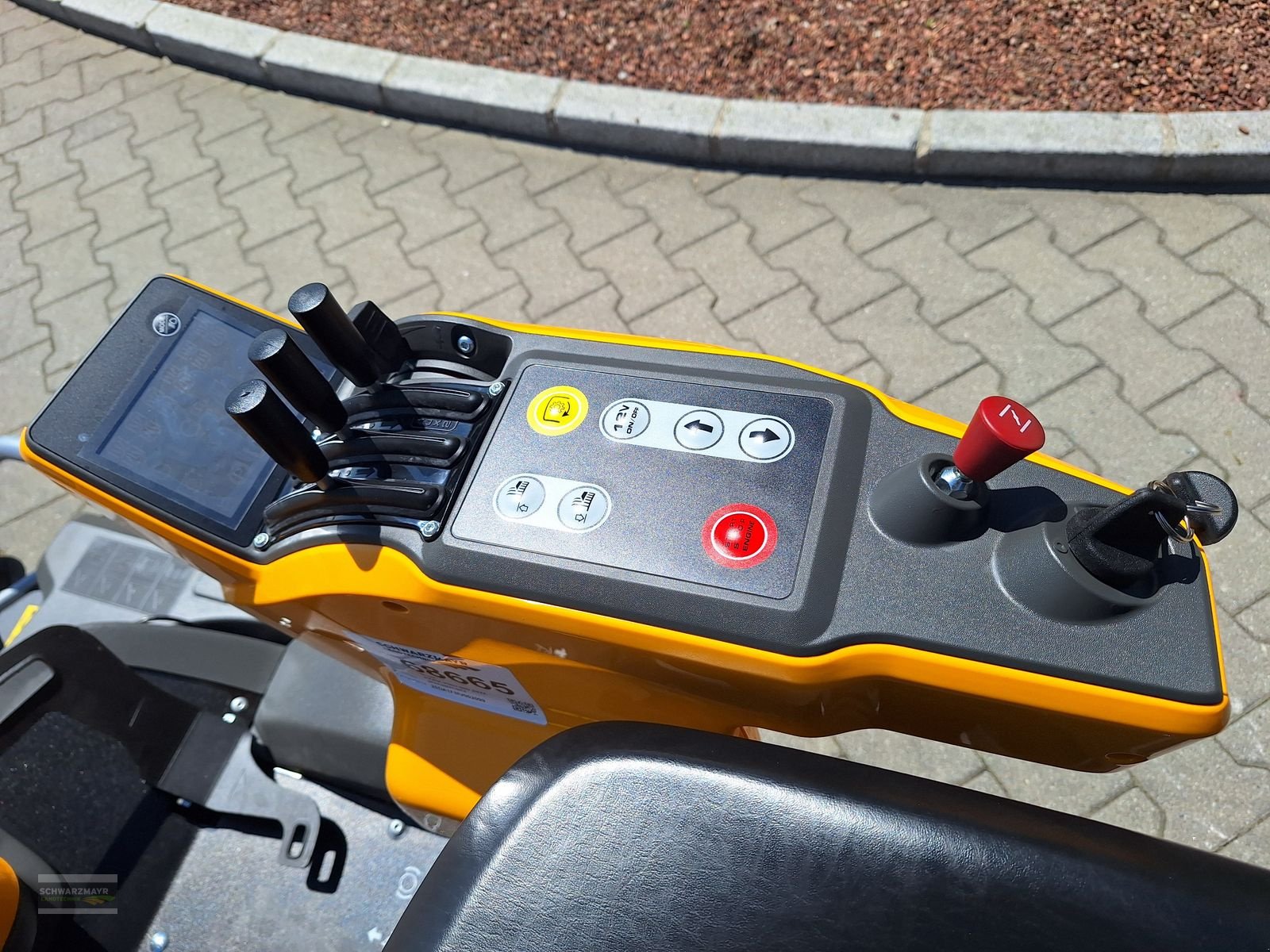 Rasentraktor des Typs Stiga PARK PRO 900 AWX, Neumaschine in Aurolzmünster (Bild 13)