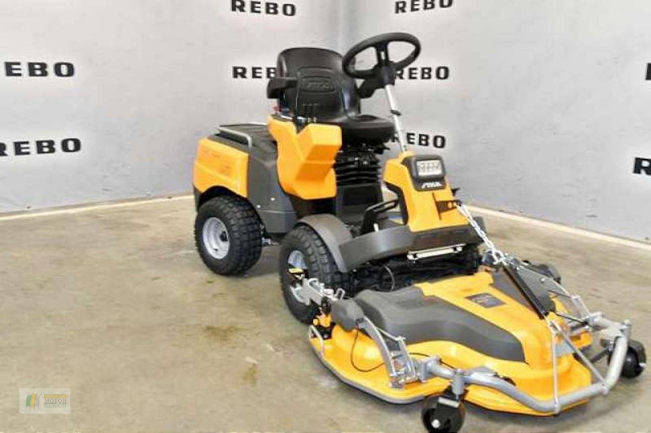 Rasentraktor del tipo Stiga PARK PRO 900 AWX, Neumaschine In Cloppenburg (Immagine 1)