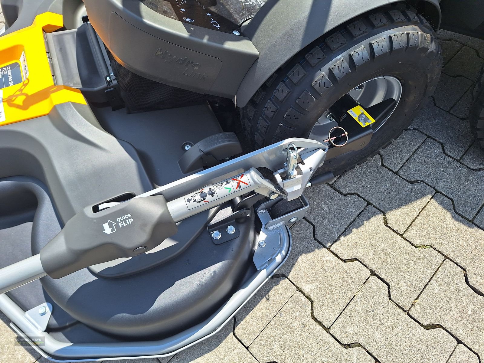 Rasentraktor des Typs Stiga PARK PRO 900 AWX, Neumaschine in Gampern (Bild 14)