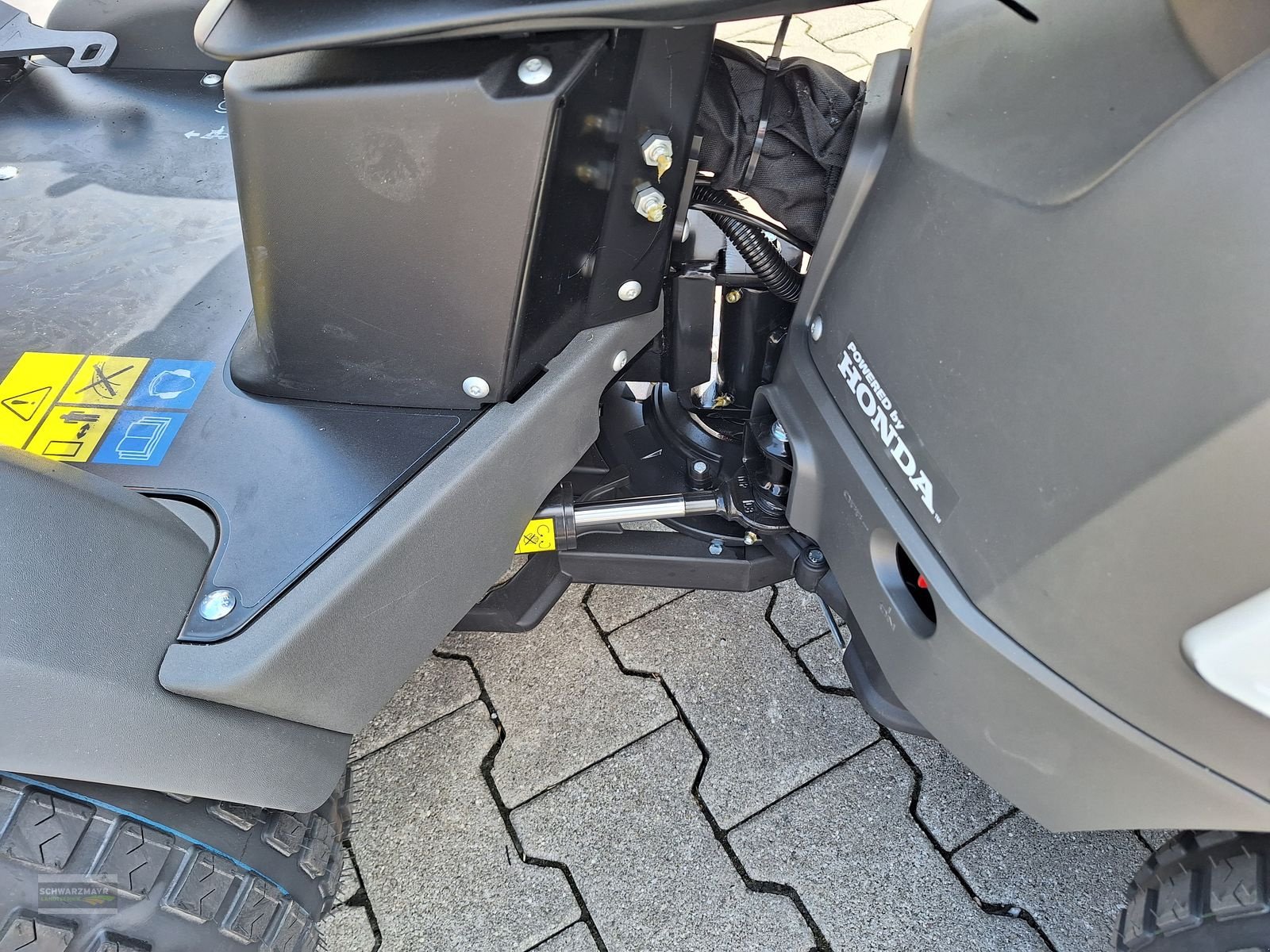 Rasentraktor des Typs Stiga PARK PRO 900 AWX, Neumaschine in Gampern (Bild 21)