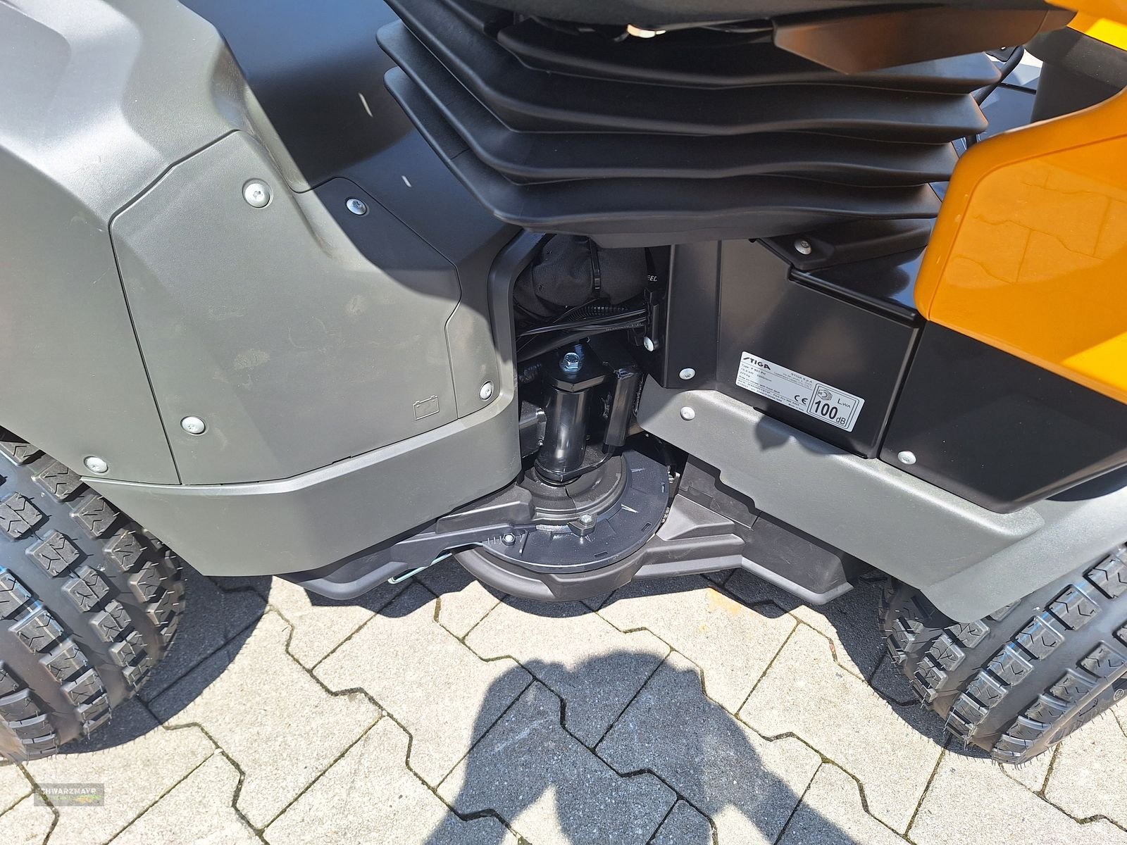 Rasentraktor des Typs Stiga PARK PRO 900 AWX, Neumaschine in Gampern (Bild 19)