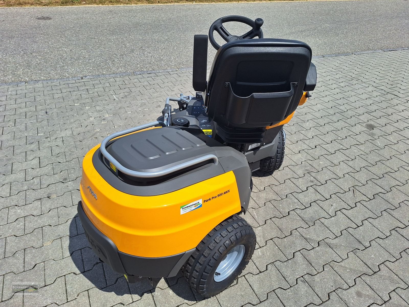 Rasentraktor от тип Stiga PARK PRO 900 AWX, Neumaschine в Gampern (Снимка 9)