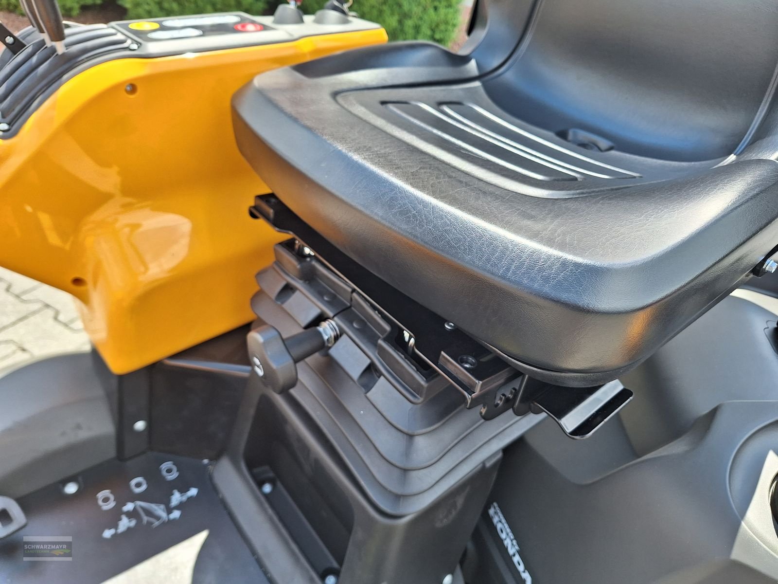 Rasentraktor от тип Stiga PARK PRO 900 AWX, Neumaschine в Gampern (Снимка 15)