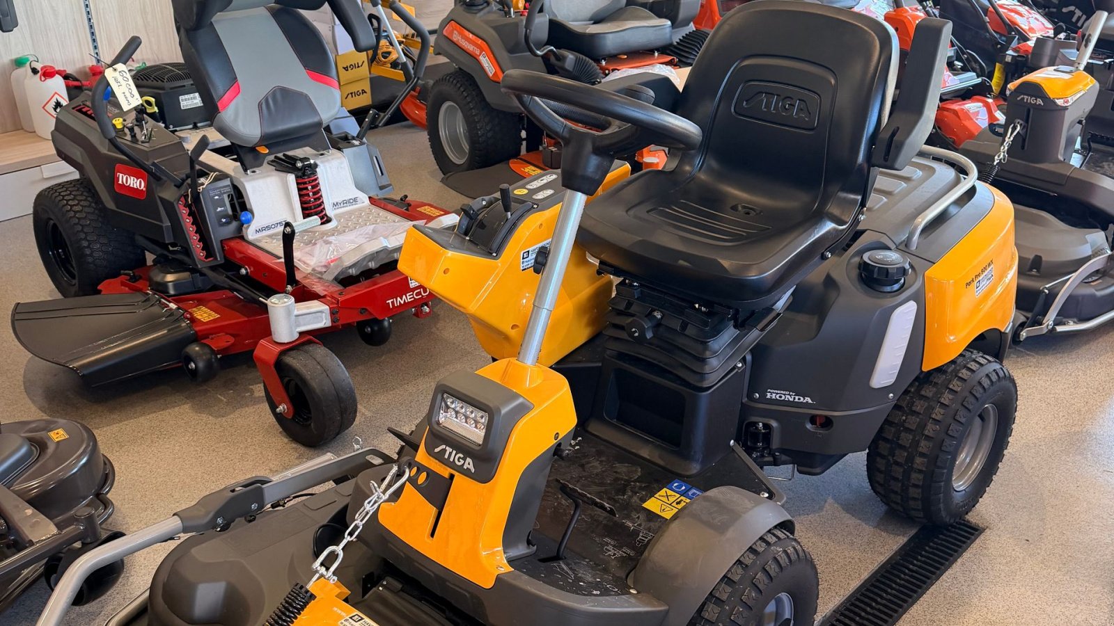 Rasentraktor des Typs Stiga Park PRO 900 WX, Gebrauchtmaschine in Brørup (Bild 1)