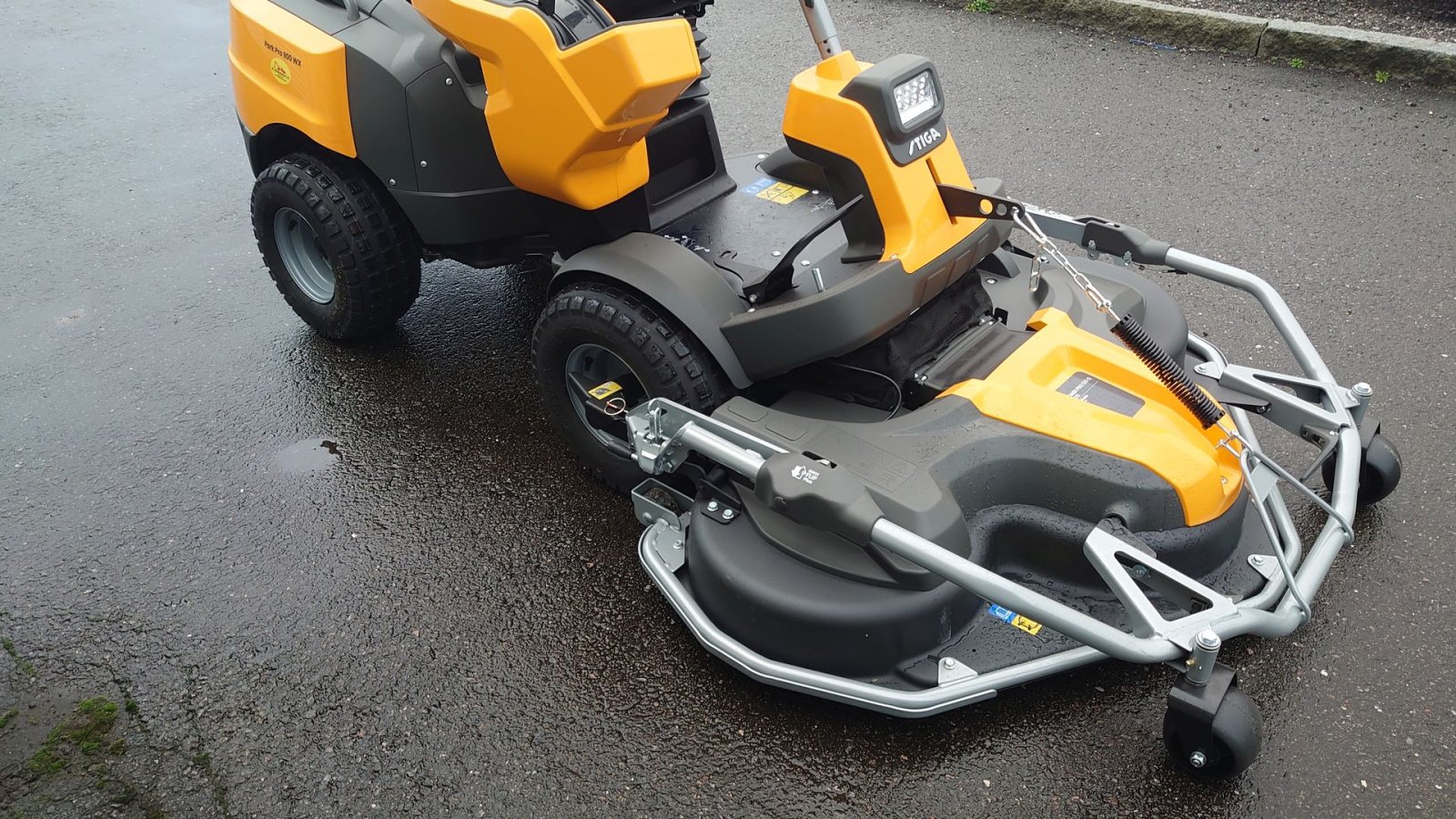 Rasentraktor типа Stiga Pro 900 WX, Gebrauchtmaschine в Nørresundby (Фотография 4)
