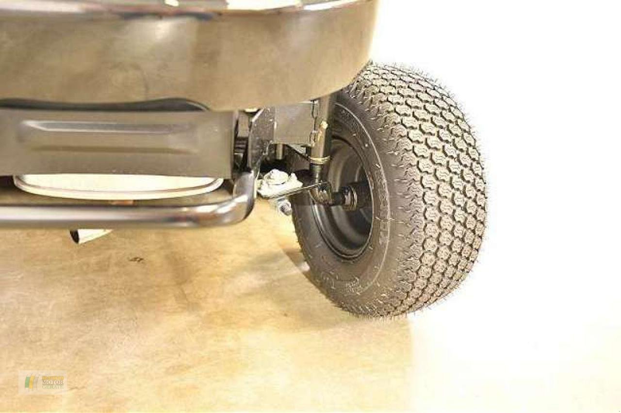 Rasentraktor typu Stiga RHINO 18/102, Neumaschine v Edewecht (Obrázek 3)