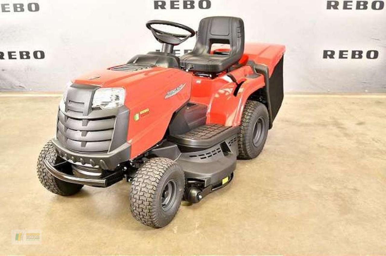 Rasentraktor типа Stiga RHINO 18/98, Neumaschine в Albersdorf (Фотография 2)