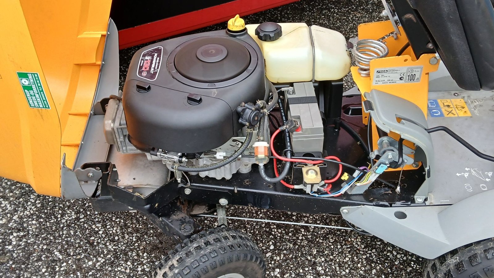 Rasentraktor za tip Stiga Villa 14 HST, Gebrauchtmaschine u Suldrup (Slika 6)