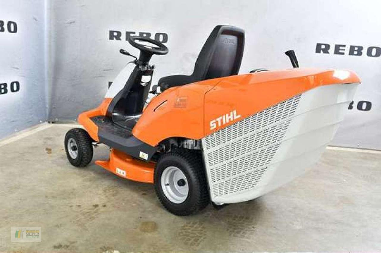 Rasentraktor от тип Stihl RT 4082, Neumaschine в Winsen (Снимка 3)