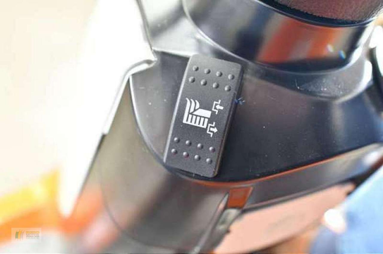 Rasentraktor от тип Stihl RT 4082, Neumaschine в Winsen (Снимка 5)