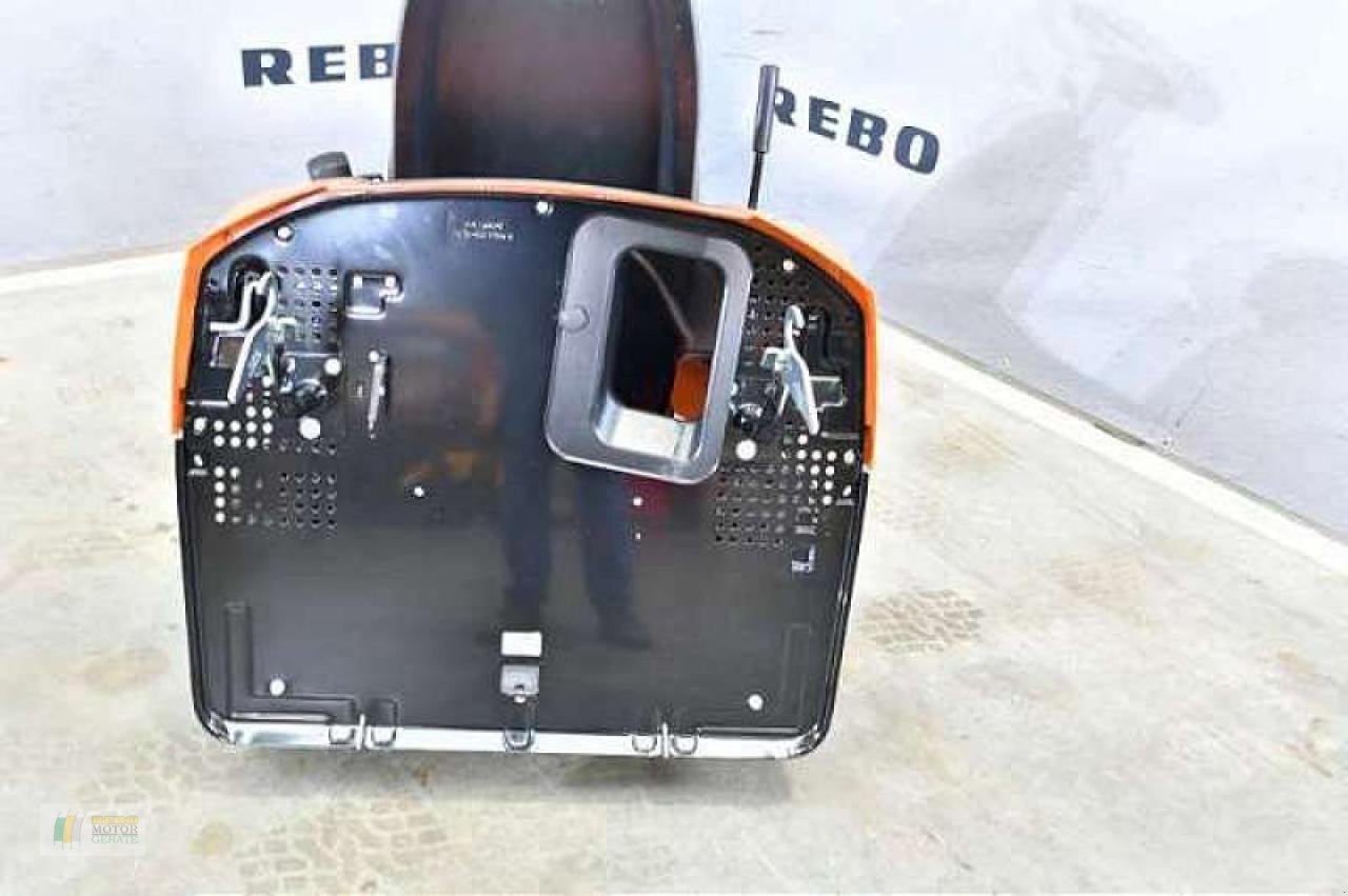 Rasentraktor a típus Stihl RT 4082, Neumaschine ekkor: Cloppenburg (Kép 4)