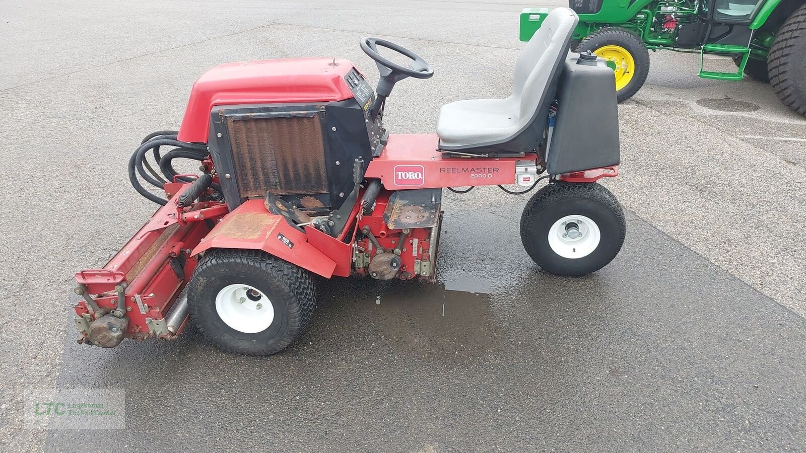 Rasentraktor del tipo Toro Spindelmäher Reelmaster 2000D, Gebrauchtmaschine en Herzogenburg (Imagen 9)