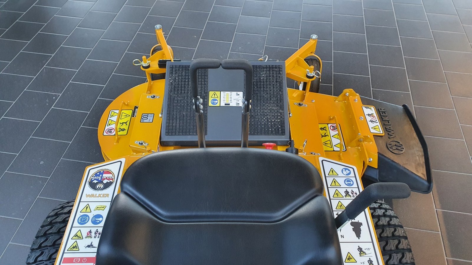 Rasentraktor typu Walker MR21 Frontmäher, Neumaschine v Olpe (Obrázek 7)