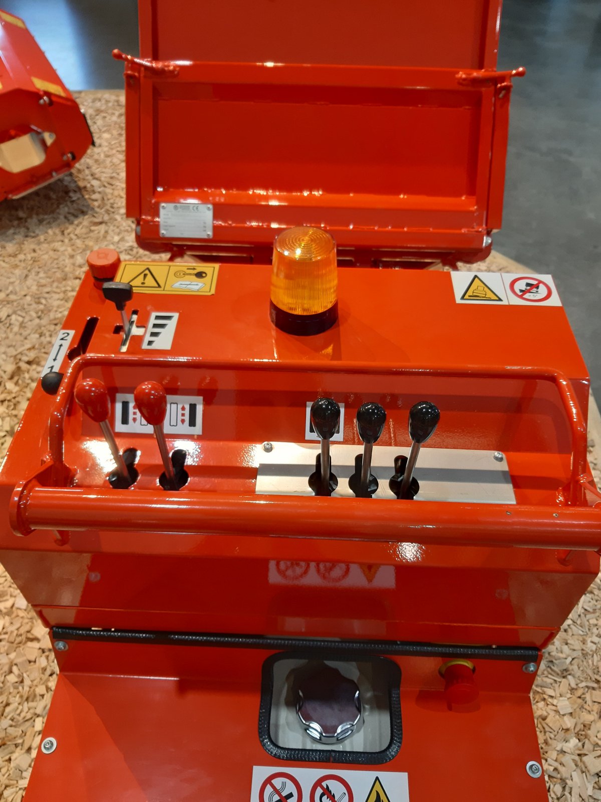 Raupendumper des Typs Reil & Eichinger Raupendumper Minidumper Stark 8/10 Ausstellungsmaschine Reil & Eichinger - sofort verfügbar -, Neumaschine in Nittenau (Bild 3)