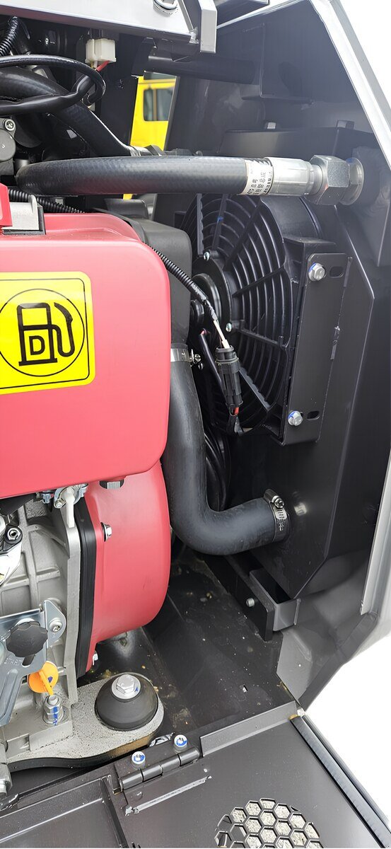 Raupendumper des Typs Stark Mini Dumper XN800 Profiline mit Raupenantrieb, Neumaschine in Arbing (Bild 11)