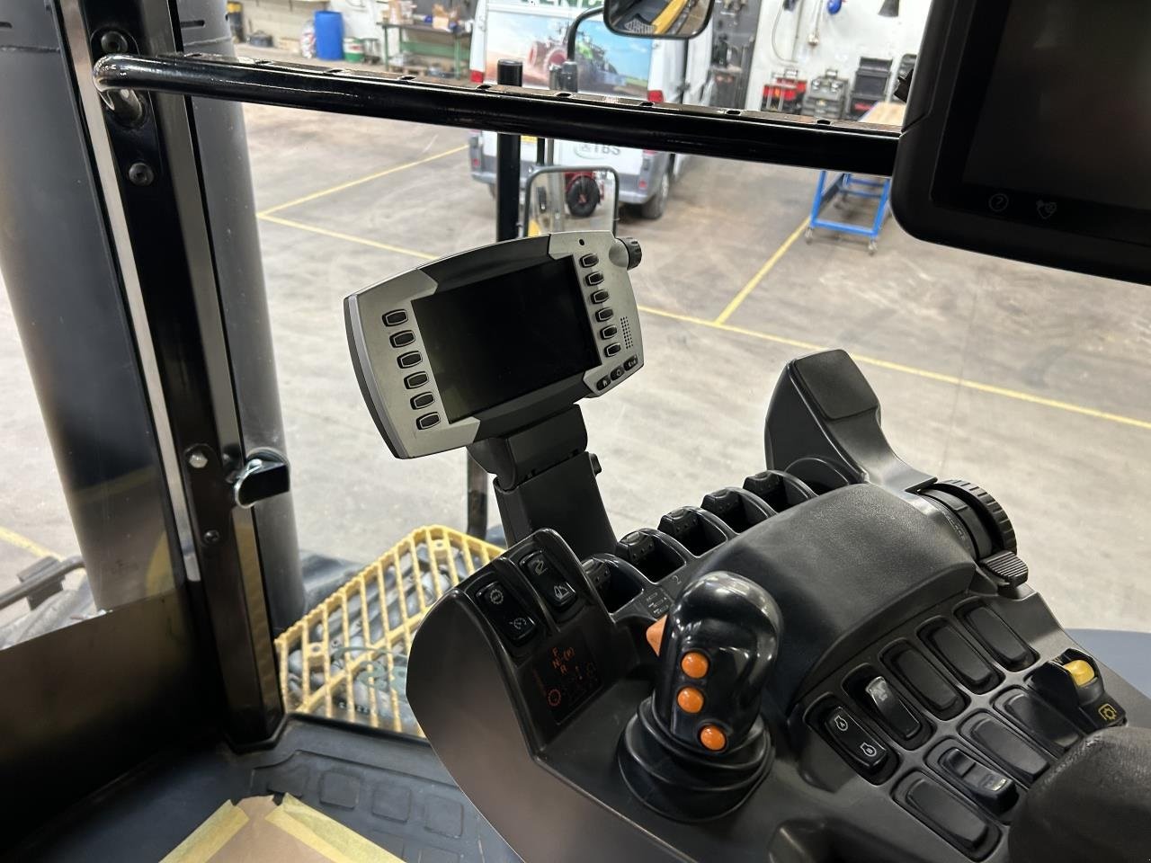 Raupentraktor Türe ait Challenger MT 875E, Gebrauchtmaschine içinde Grindsted (resim 3)