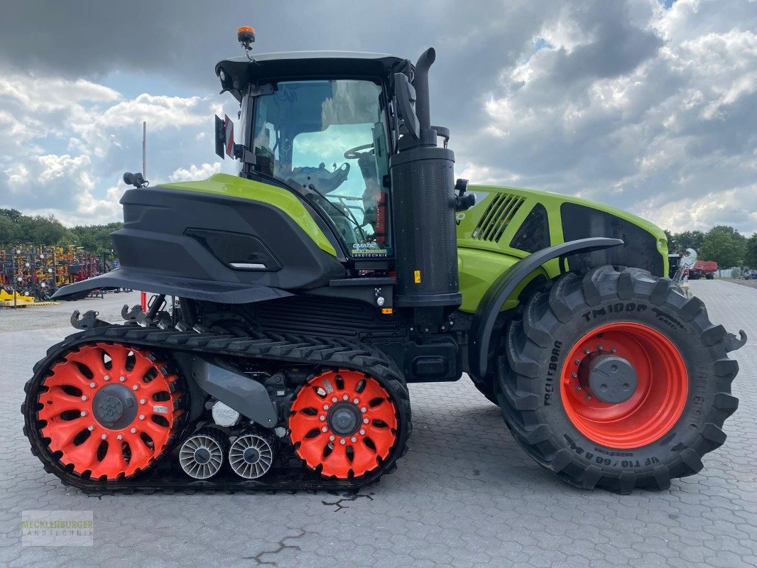 Raupentraktor van het type CLAAS Axion 960 Terra Trac + GPS RTK, Gebrauchtmaschine in Mühlengeez (Foto 7)