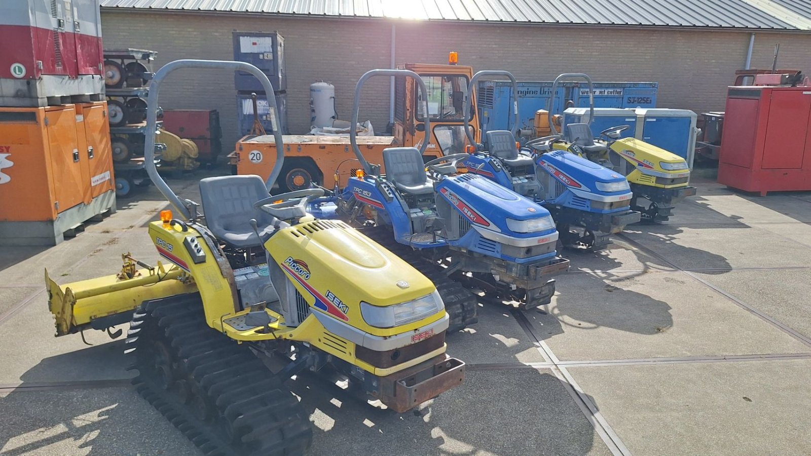 Raupentraktor от тип Iseki TPC 15, Gebrauchtmaschine в Dronten (Снимка 2)