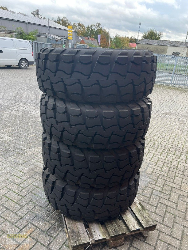 Reifen des Typs Aeolus 405/70R20, Neumaschine in Nottuln (Bild 2)