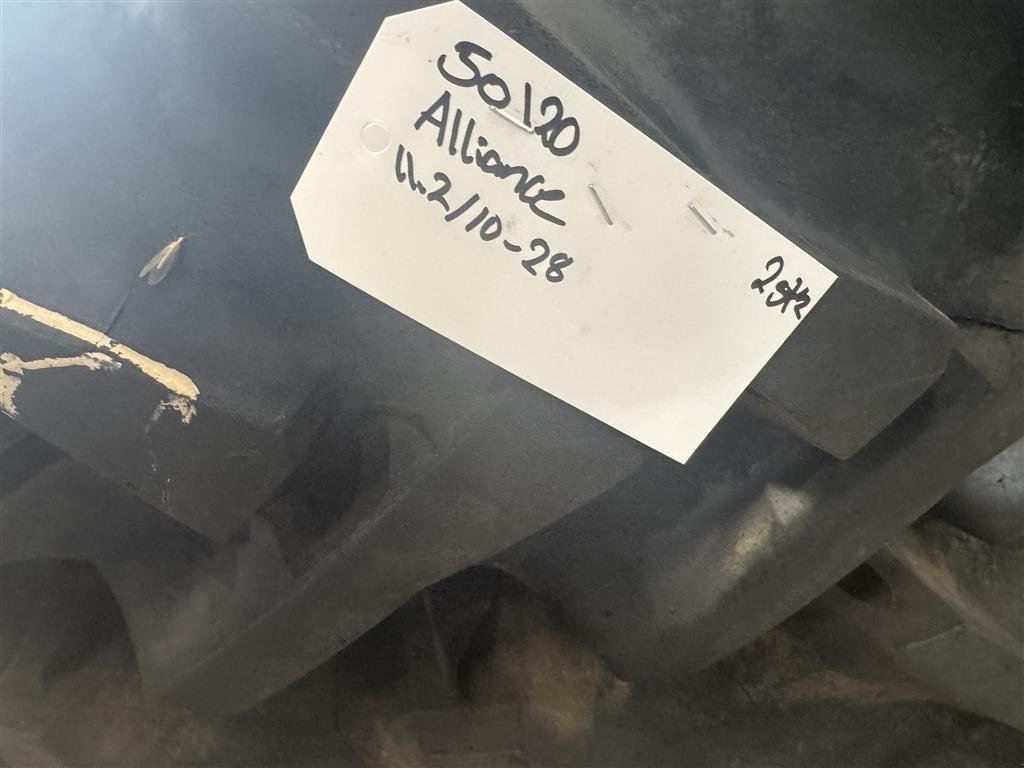 Reifen des Typs Alliance 11.2/10-28, Gebrauchtmaschine in Haderup (Bild 2)