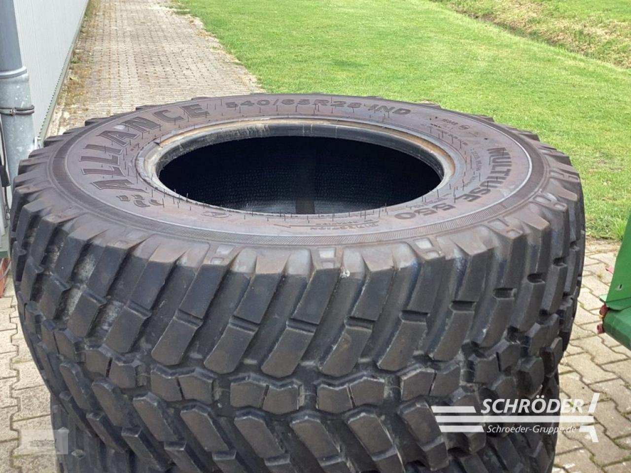 Reifen des Typs Alliance 2X 540/65 R28, Gebrauchtmaschine in Lastrup (Bild 2)