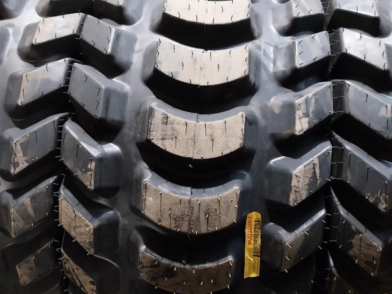 Reifen des Typs Alliance 400/55R17,5, Gebrauchtmaschine in Danmark (Bild 1)