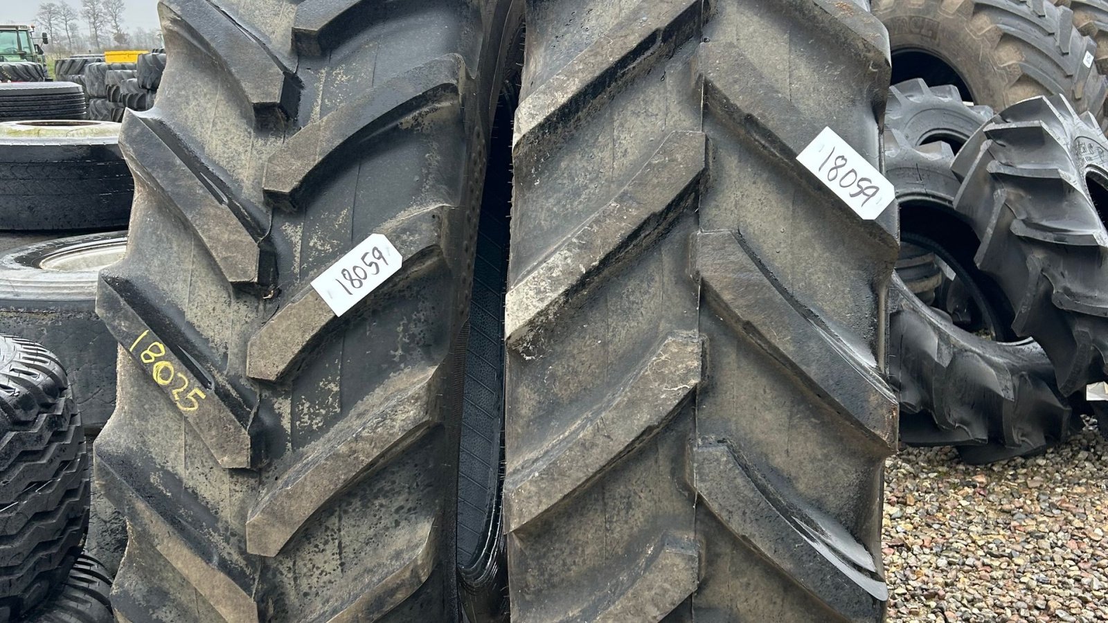 Reifen van het type Alliance 520/85R42, Gebrauchtmaschine in Rødekro (Foto 1)