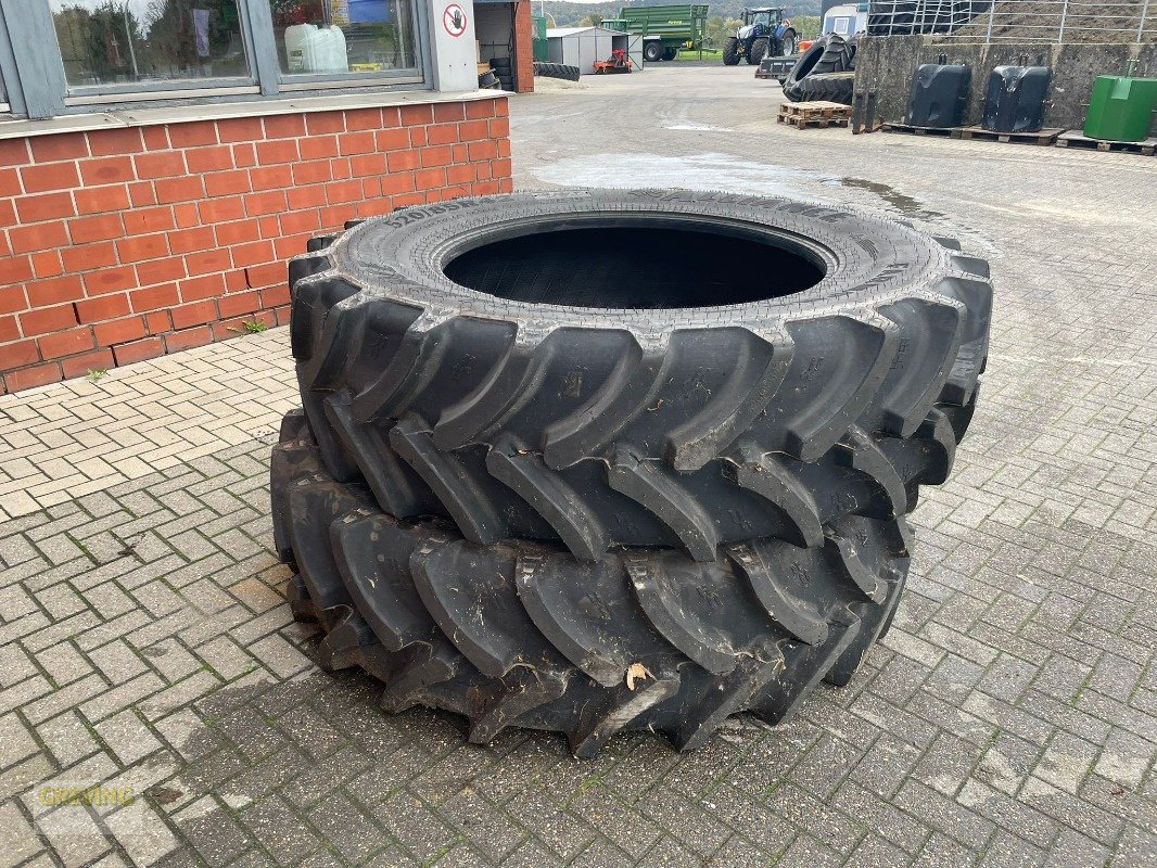 Reifen des Typs Alliance 520/85R42, Neumaschine in Nottuln (Bild 2)