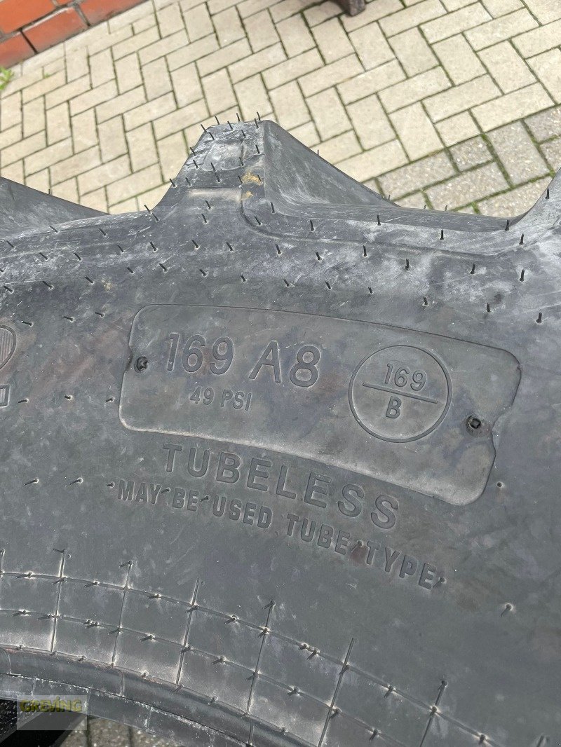 Reifen des Typs Alliance 520/85R42, Neumaschine in Nottuln (Bild 5)