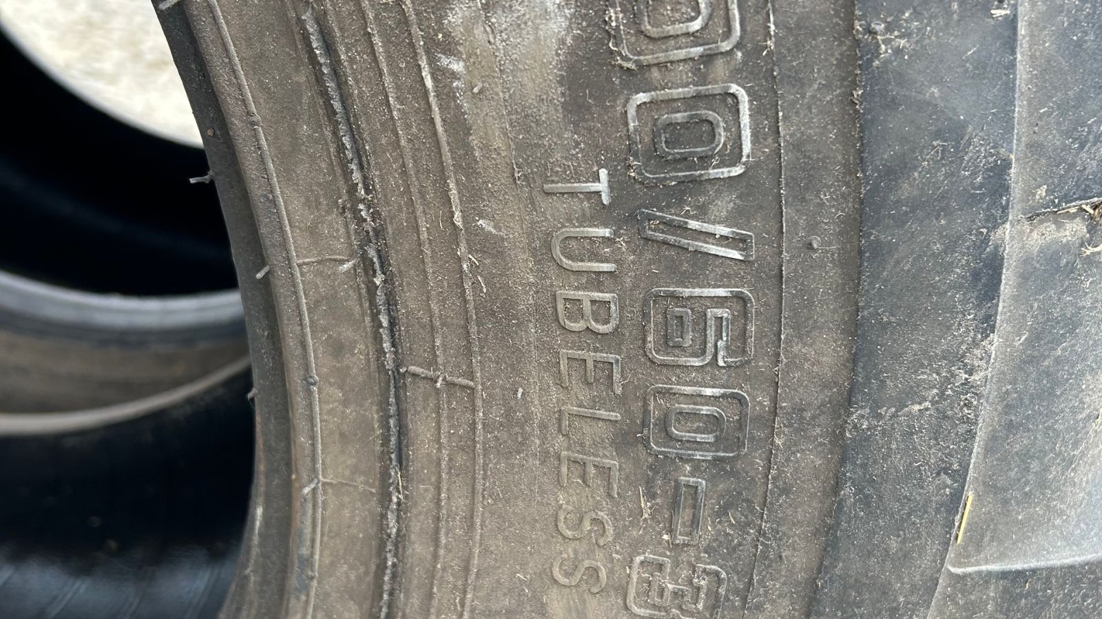 Reifen des Typs Alliance 600/60-30.5, Gebrauchtmaschine in Rødekro (Bild 2)