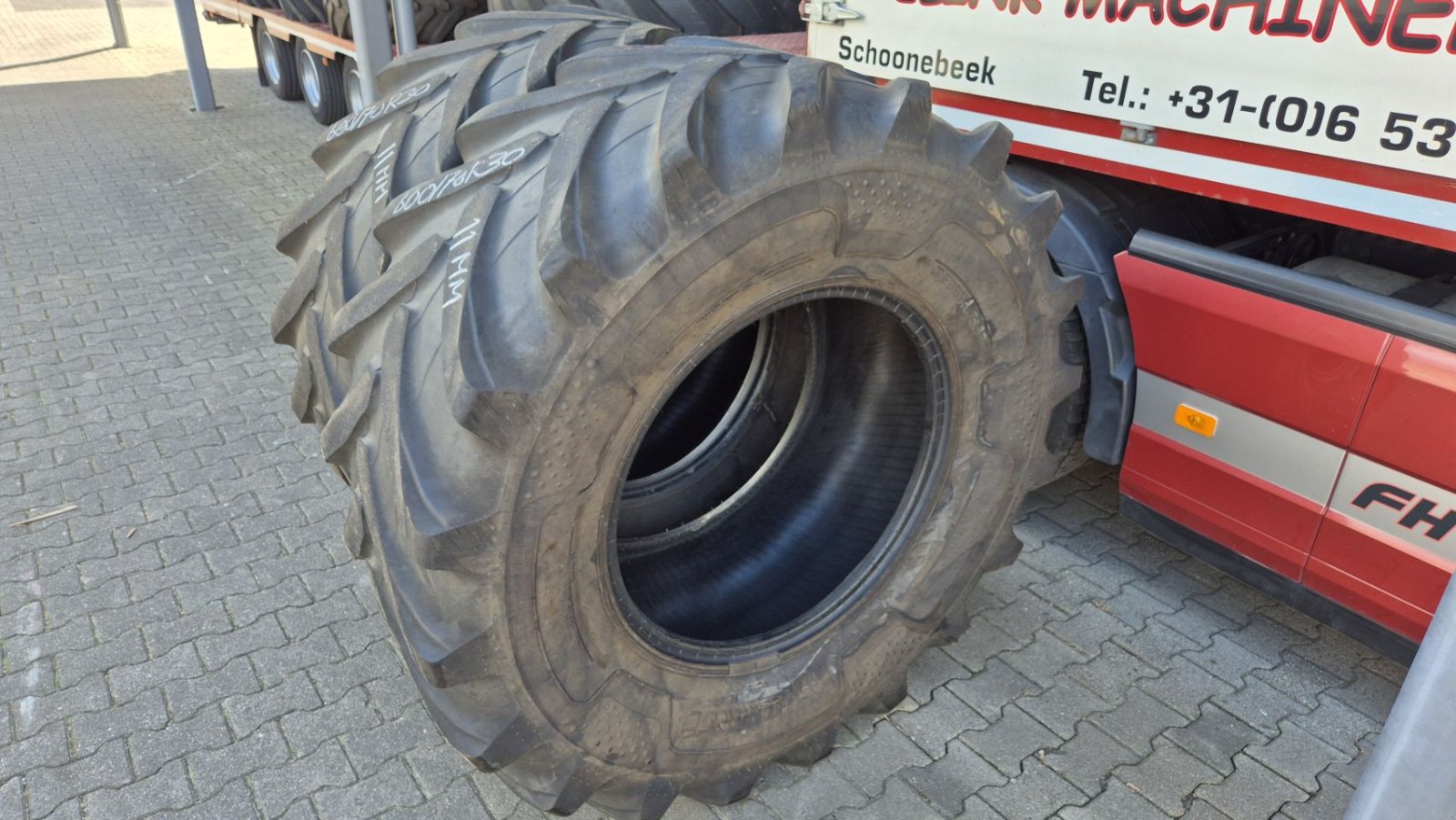 Reifen des Typs Alliance 600/70R30 met 11mm, Gebrauchtmaschine in Schoonebeek (Bild 2)