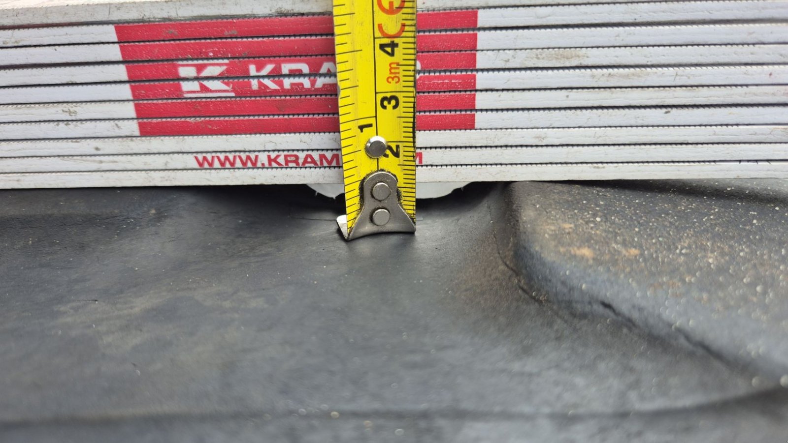 Reifen des Typs Alliance 710/70R42 met 10mm, Gebrauchtmaschine in Schoonebeek (Bild 4)