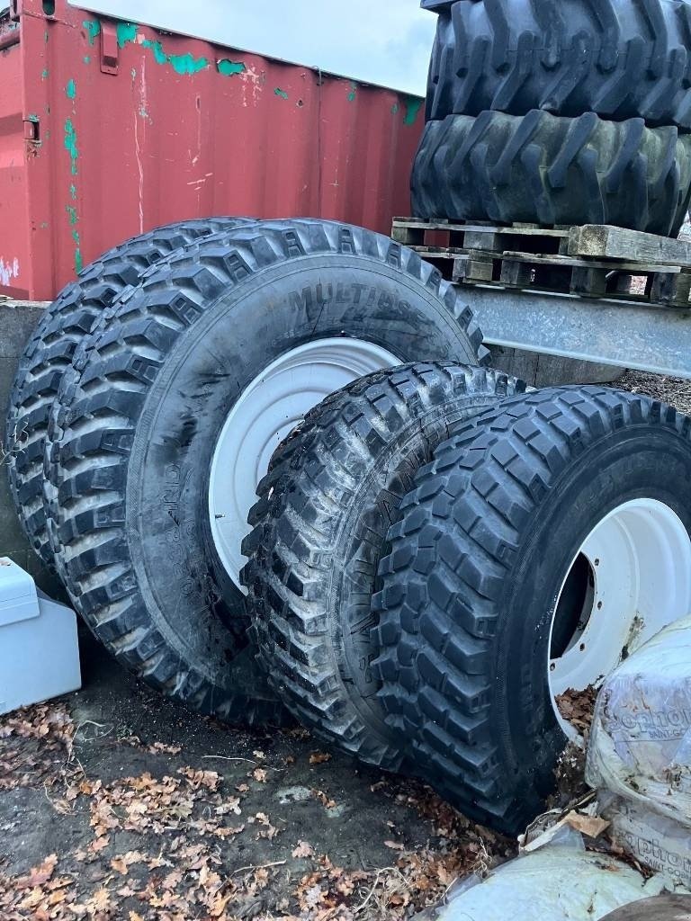 Reifen типа Alliance Græsbane hjul CIH Puma SWB eller NH T7 SWB, Gebrauchtmaschine в Vrå, Frejlev, Hornslet & Ringsted (Фотография 1)