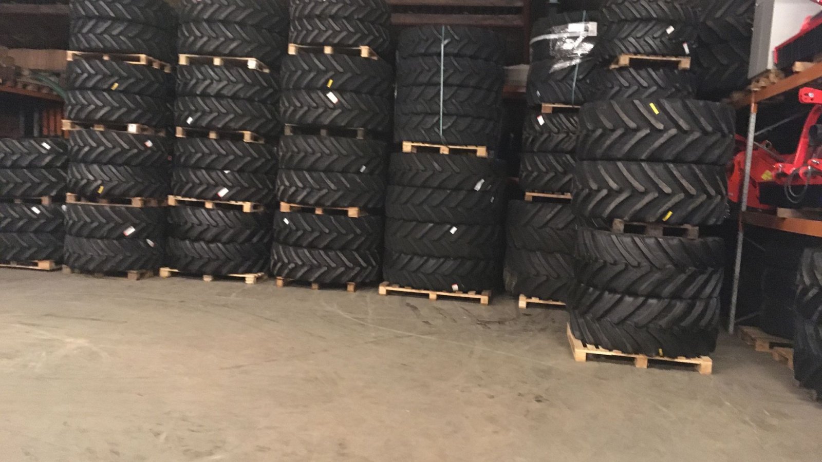 Reifen van het type Alliance VF 620/70R42, Gebrauchtmaschine in Bjerringbro (Foto 6)